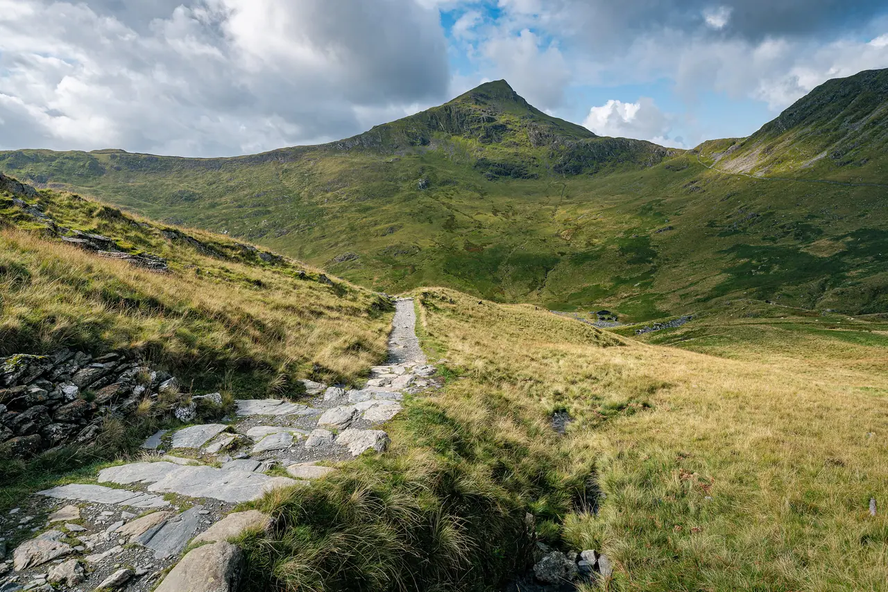 Yr Aran, with the Watkin Path in the foreground