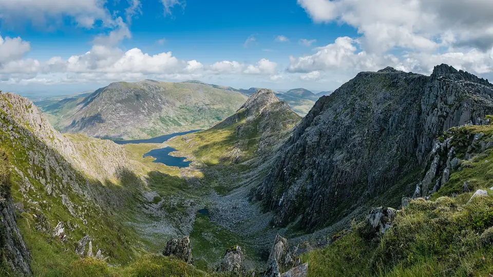 Llyn Bochlwyd between Y Gribin and Castell y Gwynt, above Ogwen
