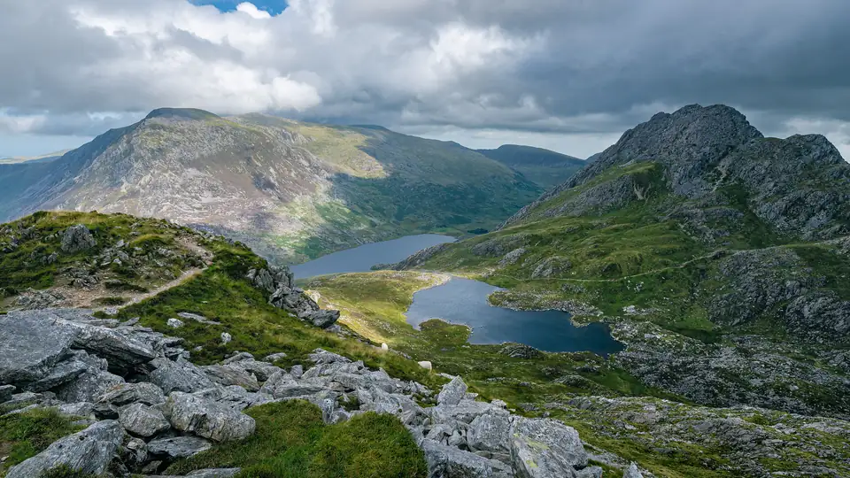 Llyn Bochlwyd, with Pen yr Ole Wen and Tryfan behind